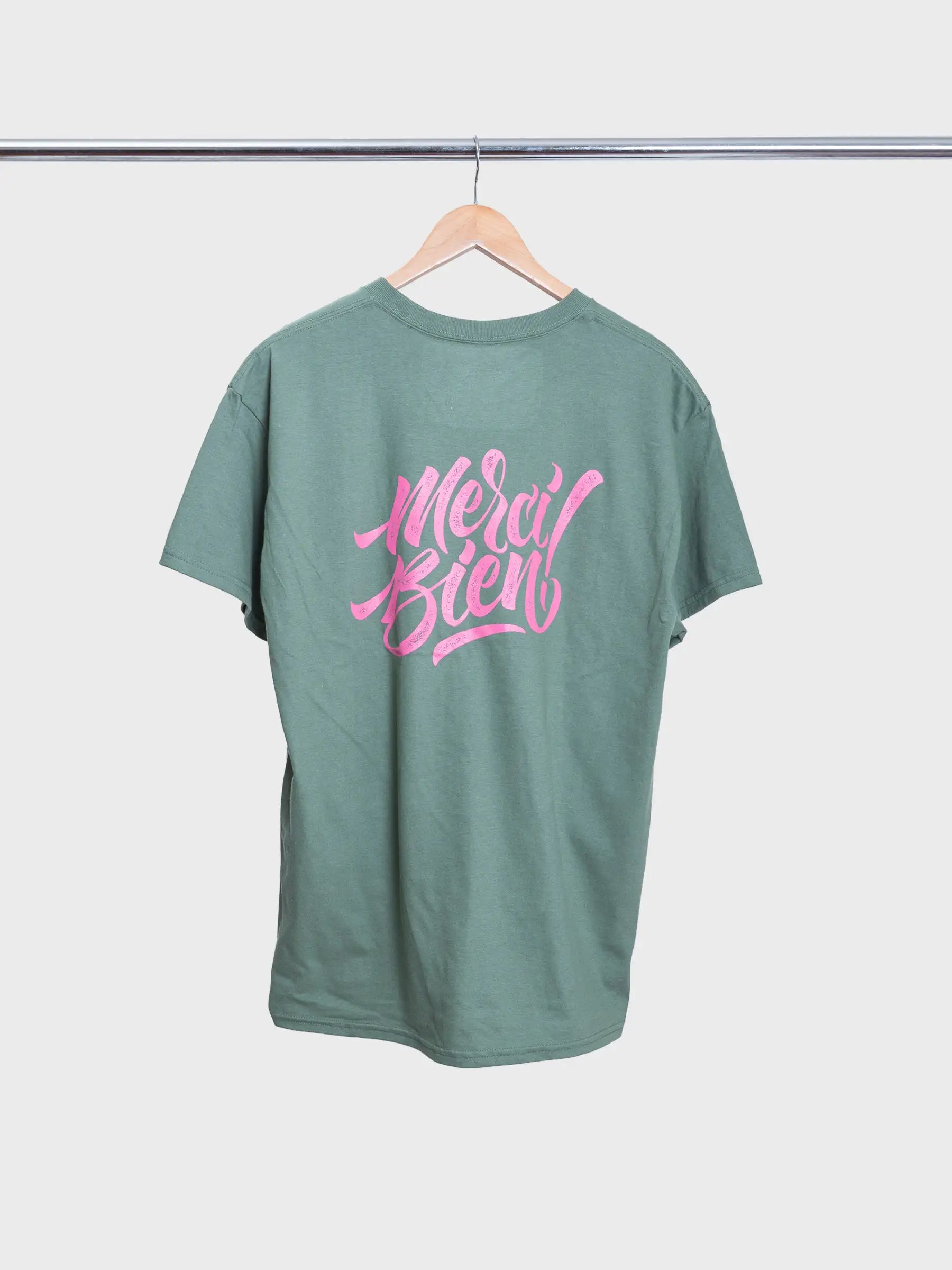 Merci Bien Tee Green/Pink