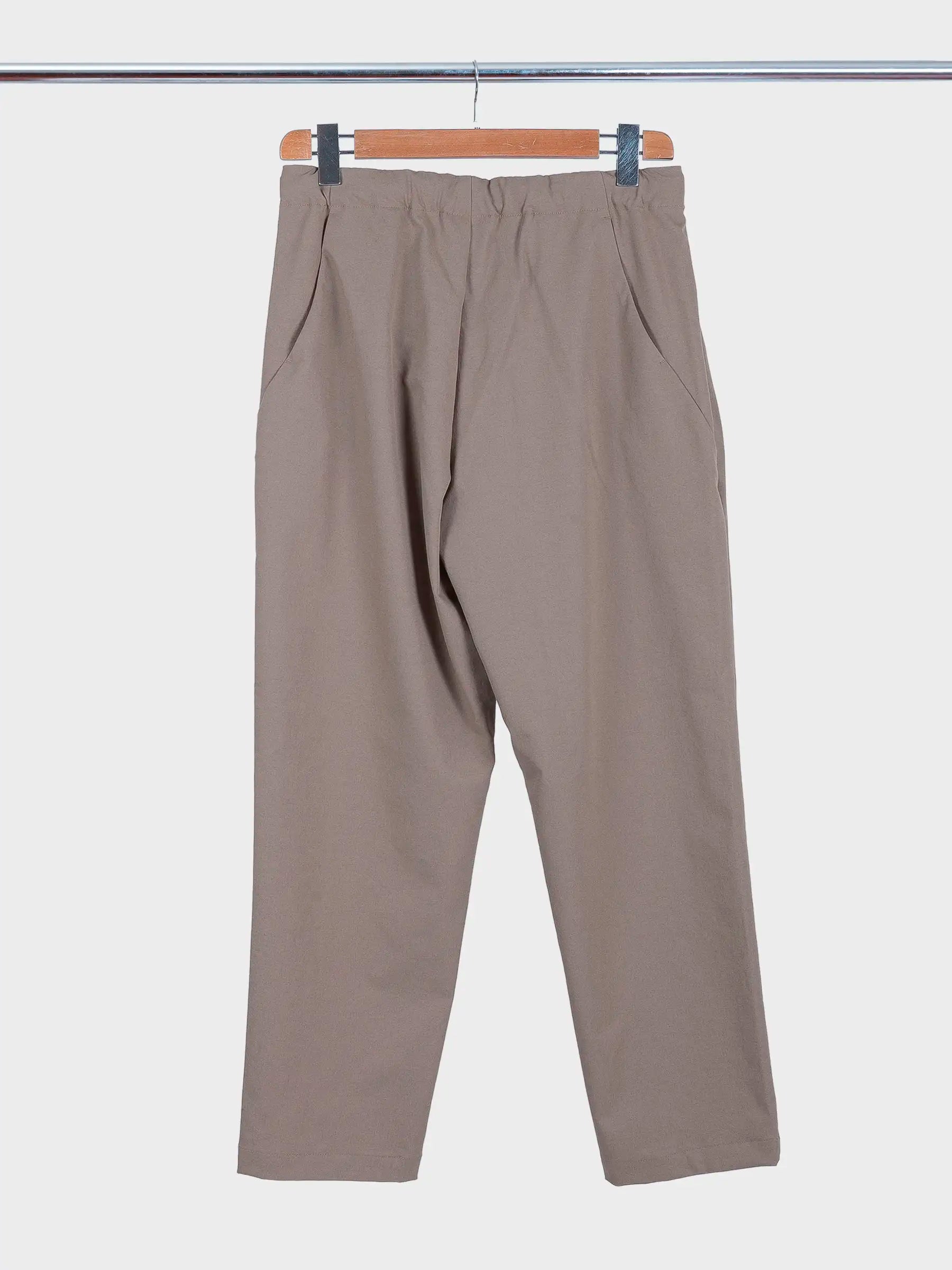 One Tuck Tapered Stretch Pants Old Beige
