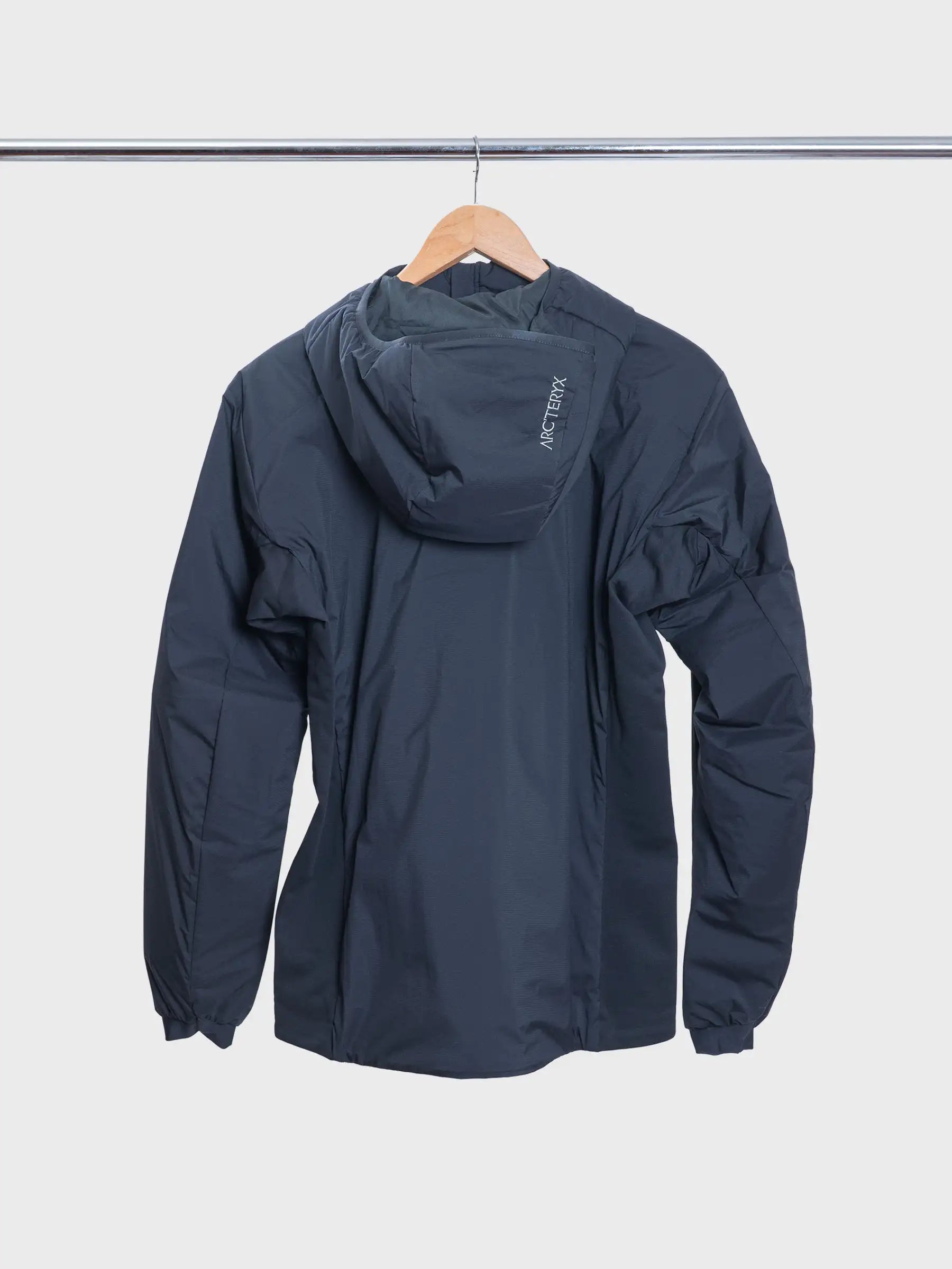 Atom Hoody Black