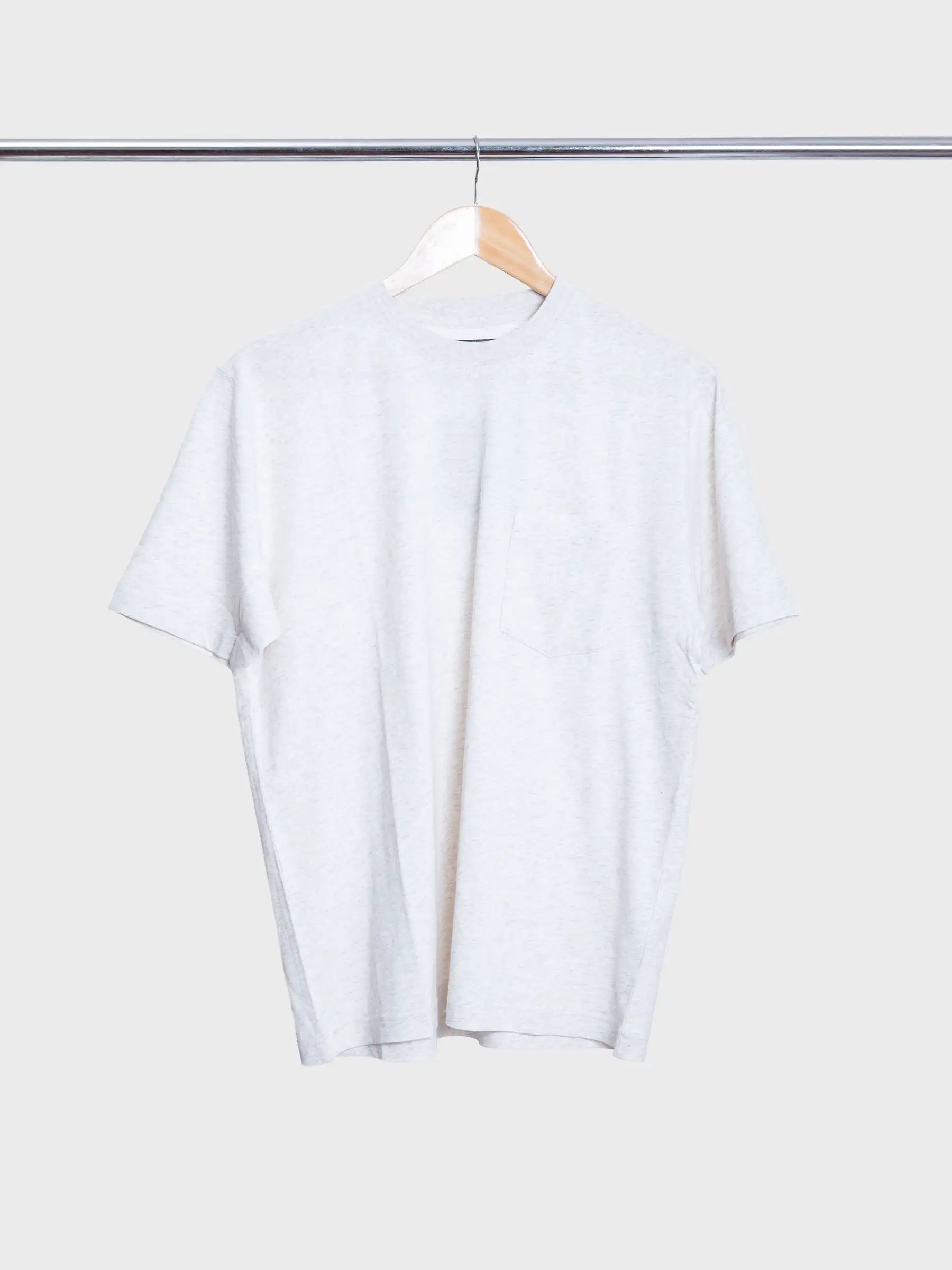 Pocket Tee Solid Oatmeal