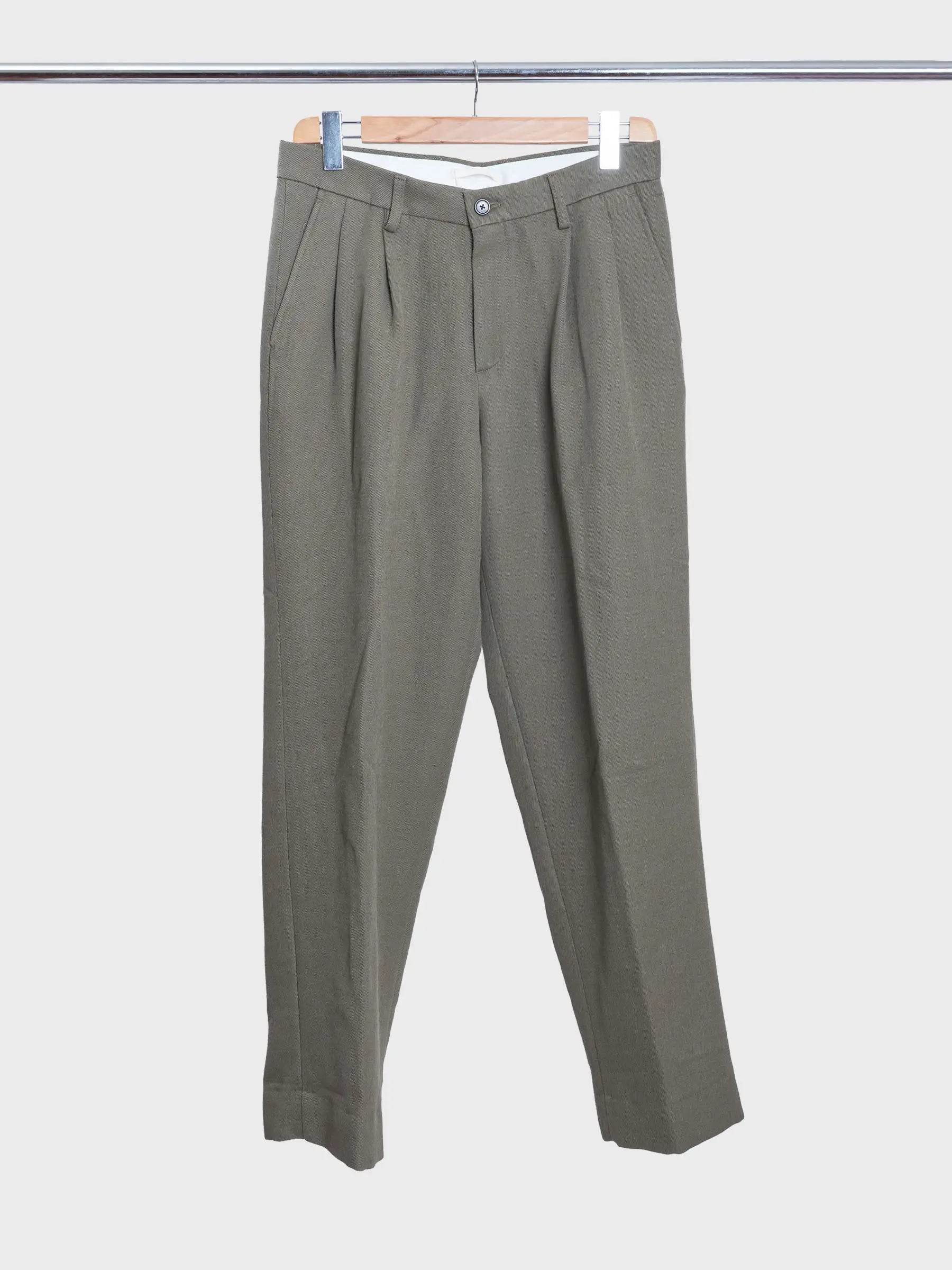 Benn Relaxed Cavarly Cotton Wool Pleated Trouser Olive Night